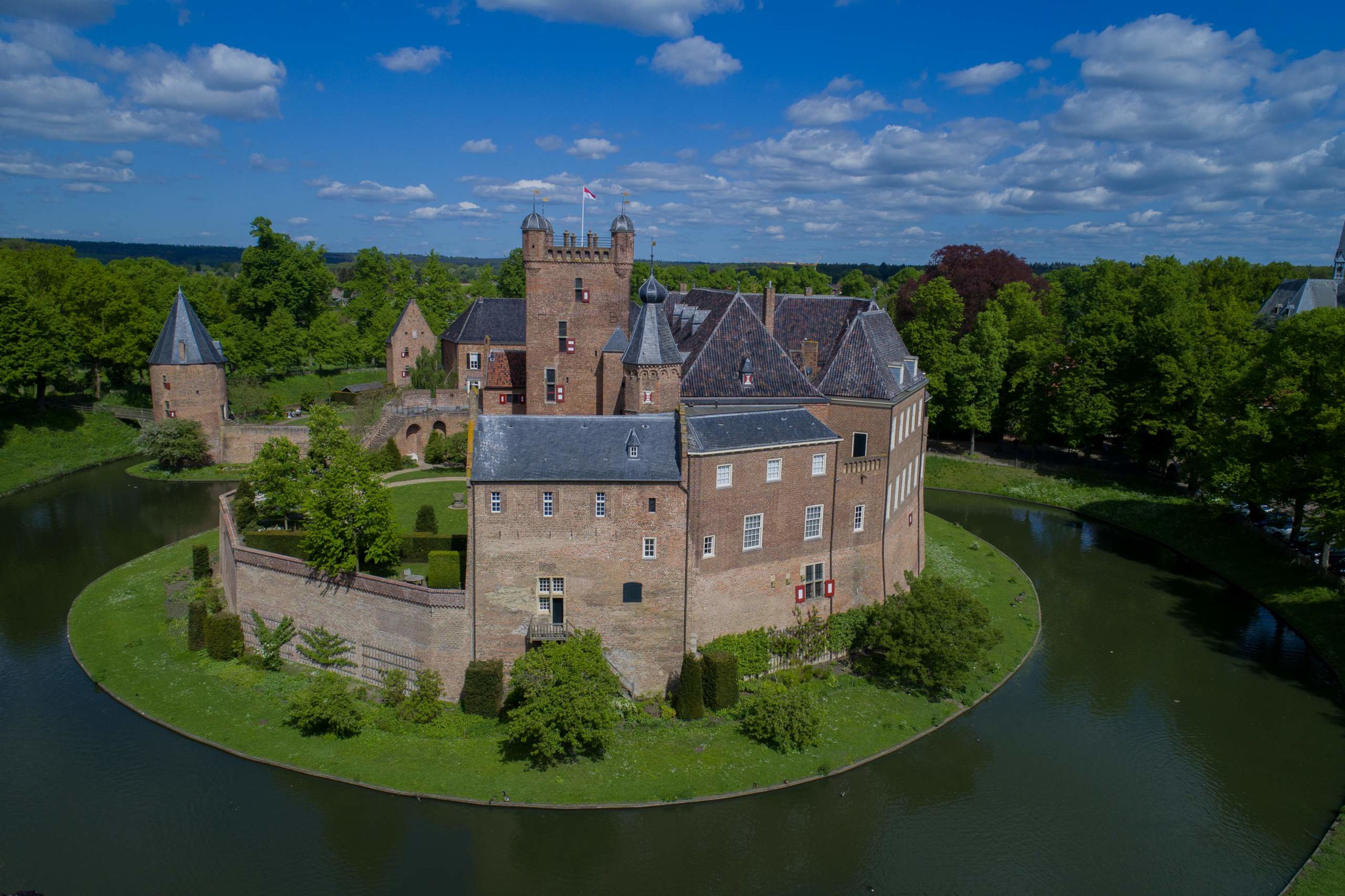 Trouwen op een kasteel
