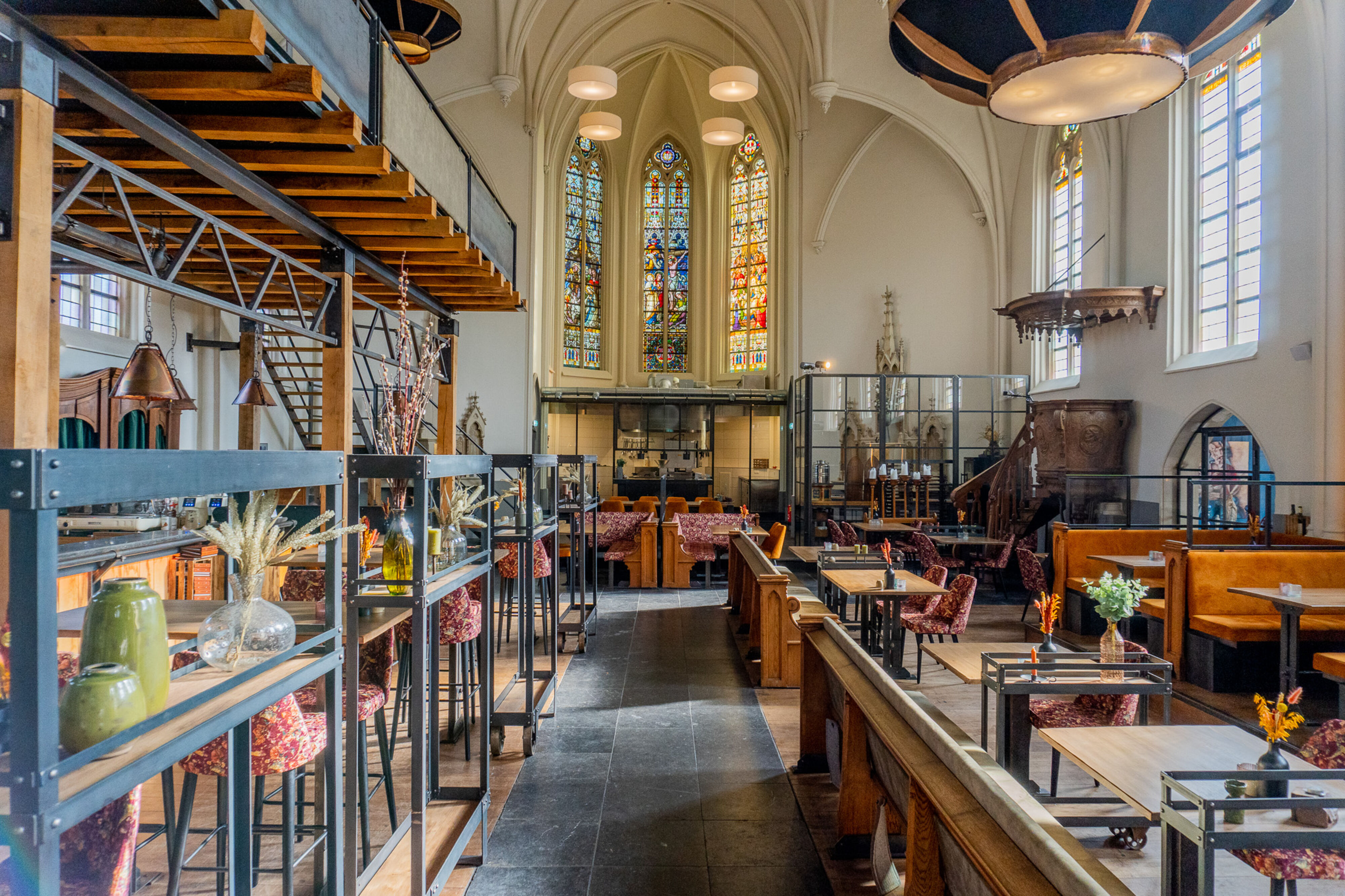 Trouwen in Onze Kerk in Hooge Zwaluwe