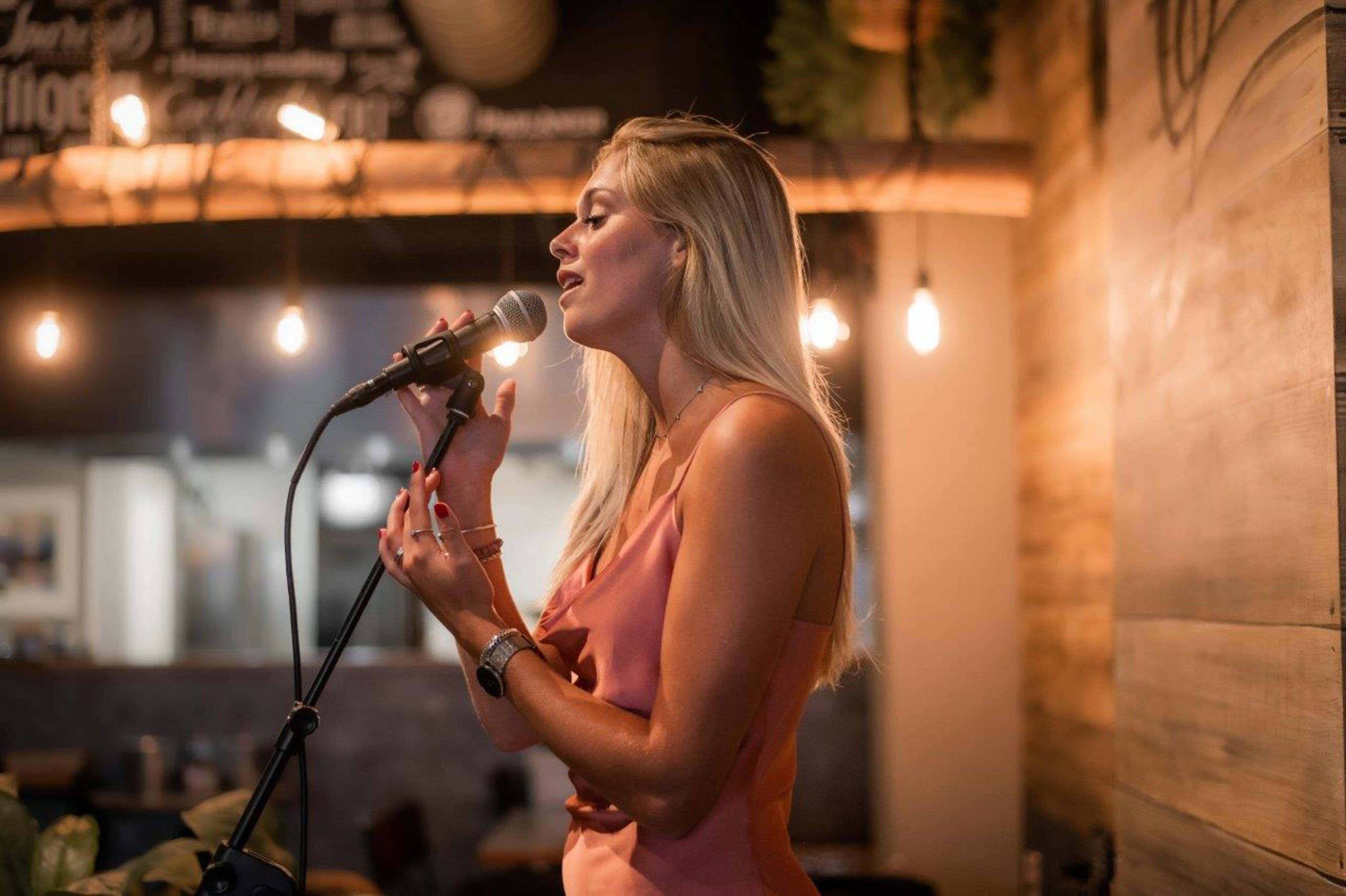 Mascha Gladdines zangeres