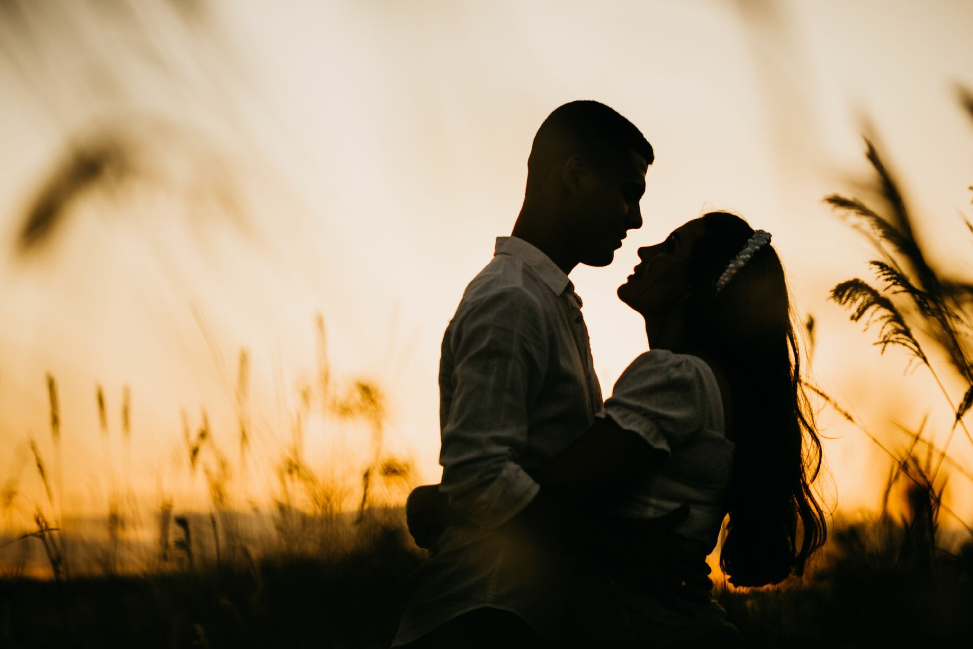 Trouwfoto tjdens golden hour Trouwfoto tjdens golden hour
